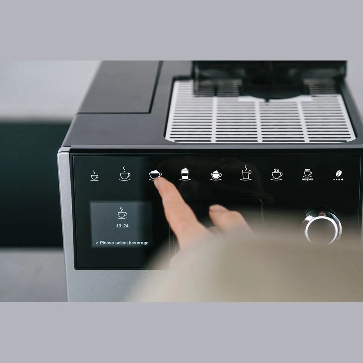 Melitta CI Touch Kaffeevollautomat, 10 Kaffeerezepte, 2-Kammern-Bohnenbehälter 5